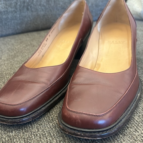 Bally Flory Brown Block Heel Leather Square Toe Vintage Pumps Size US 7.5 EU 38 - Picture 11 of 13